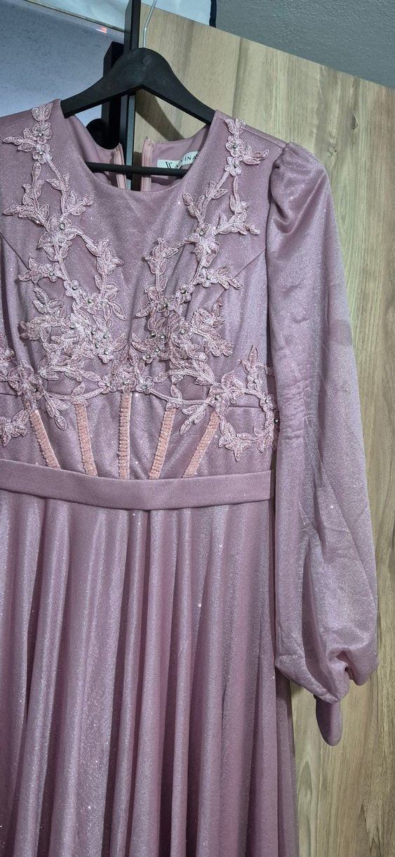 Pembe Nakışlı Uzun Kollu Abiye Elbise - Görsel 4