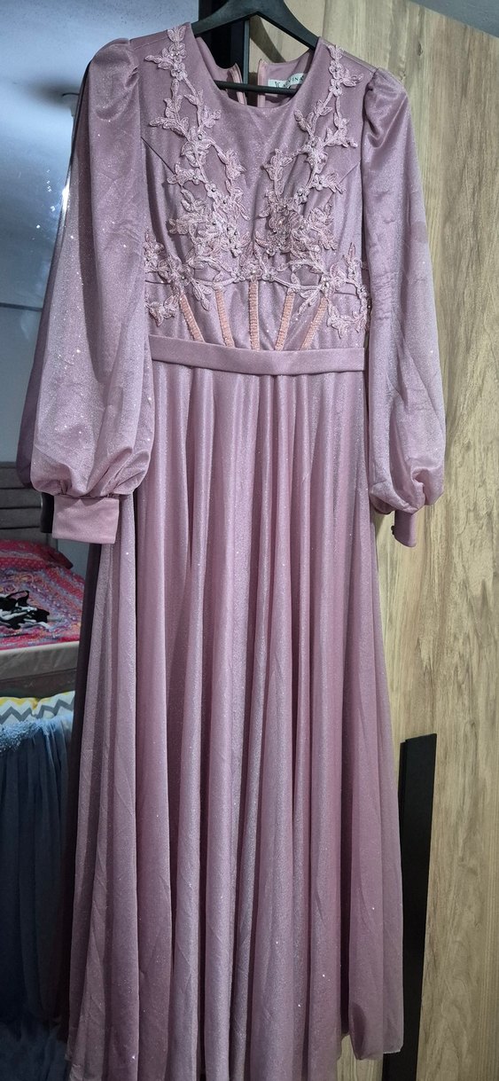 Pembe Nakışlı Uzun Kollu Abiye Elbise - Görsel 2