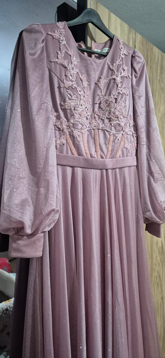 Pembe Nakışlı Uzun Kollu Abiye Elbise - Görsel 5