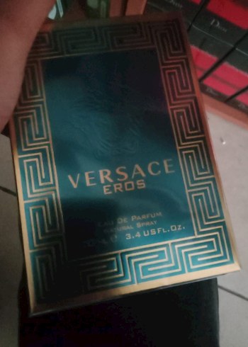 Yves Saint Laurent Libre Kadın Parfümü - Görsel 8