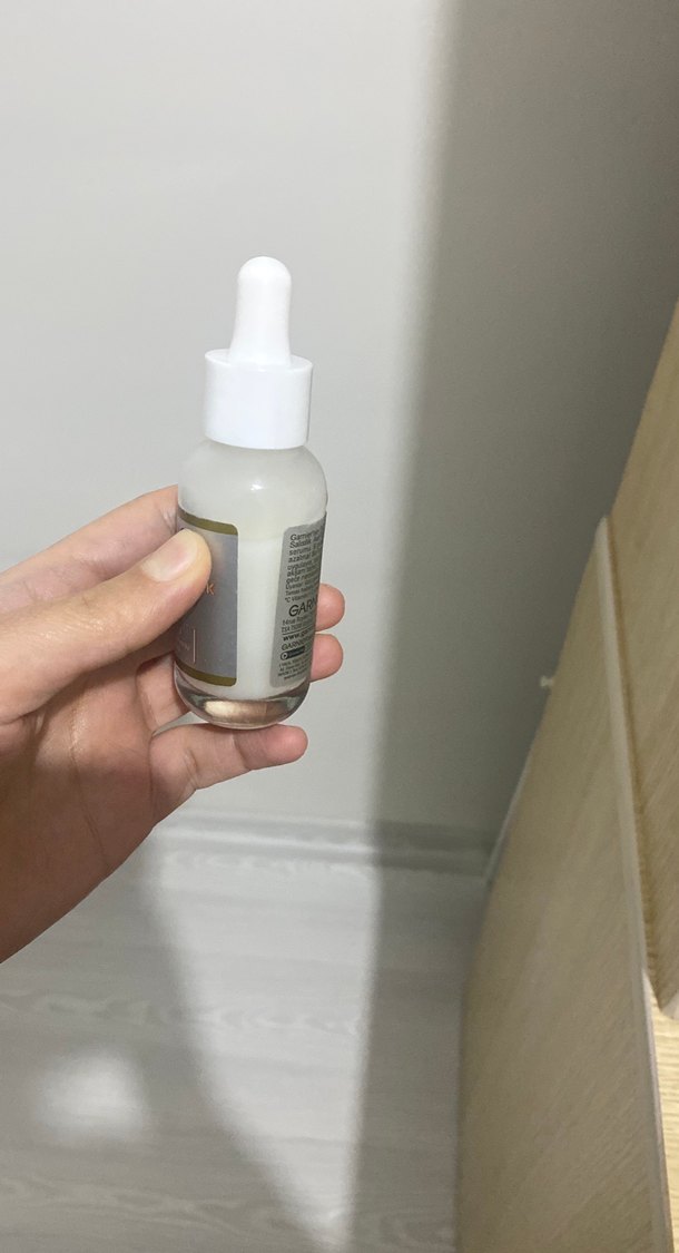 Garnier Parlak Süper Aydınlatıcı Serum - Görsel 2