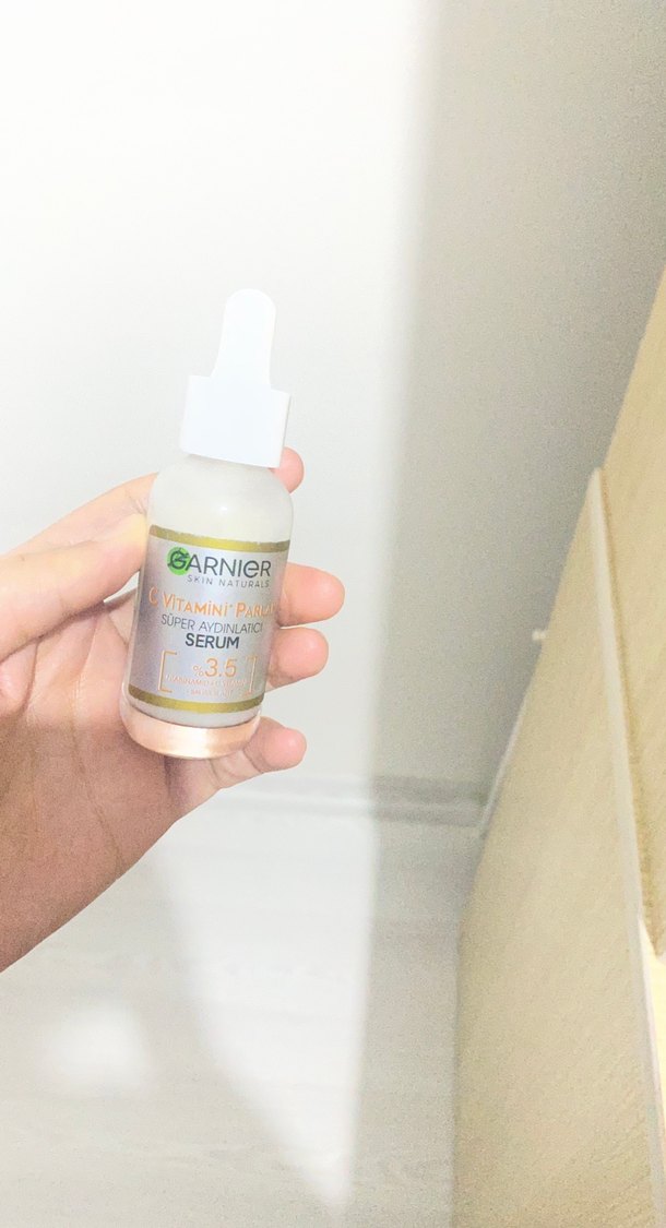 Garnier Parlak Süper Aydınlatıcı Serum - Görsel 3