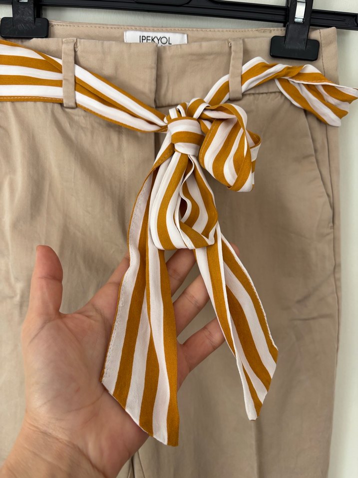 İPEKYOL BEJ KEMERLİ PANTOLON - Görsel 3