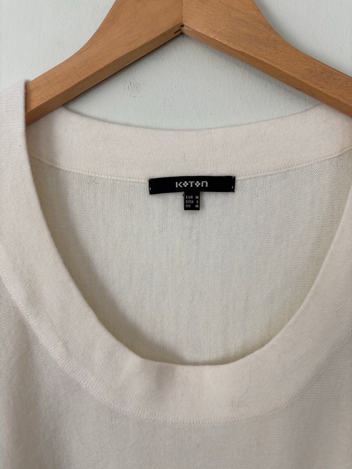 Kısa Kollu Krem Yün Kadın Kazak - Görsel 2