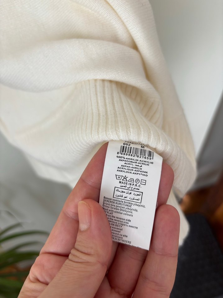 Kısa Kollu Krem Yün Kadın Kazak - Görsel 4