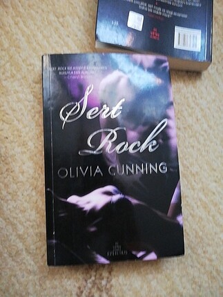 Olivia Cunning sert rock kitap 