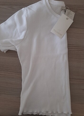 Pull and Bear Pull and bear beyaz tshirt