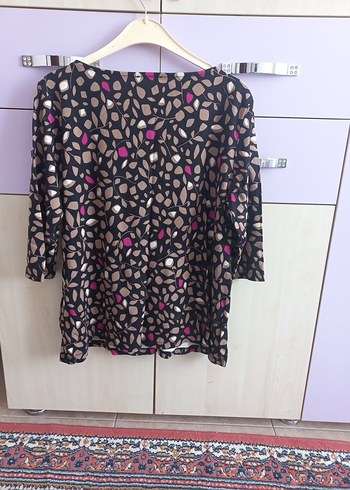 Desenli Kahverengi Kadın Bluz - Görsel 2