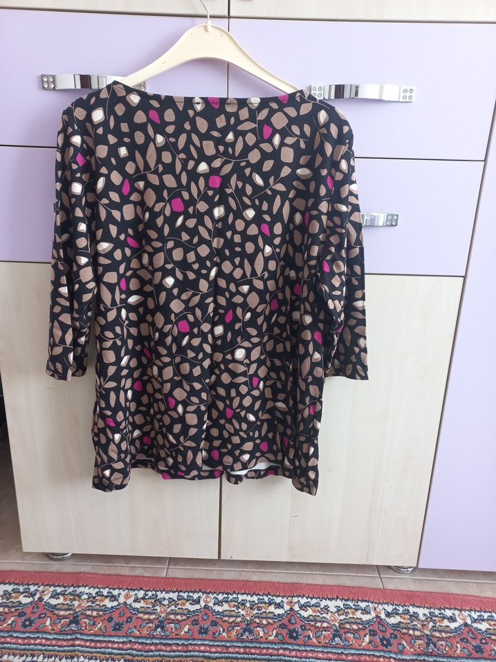 Desenli Kahverengi Kadın Bluz - Görsel 2