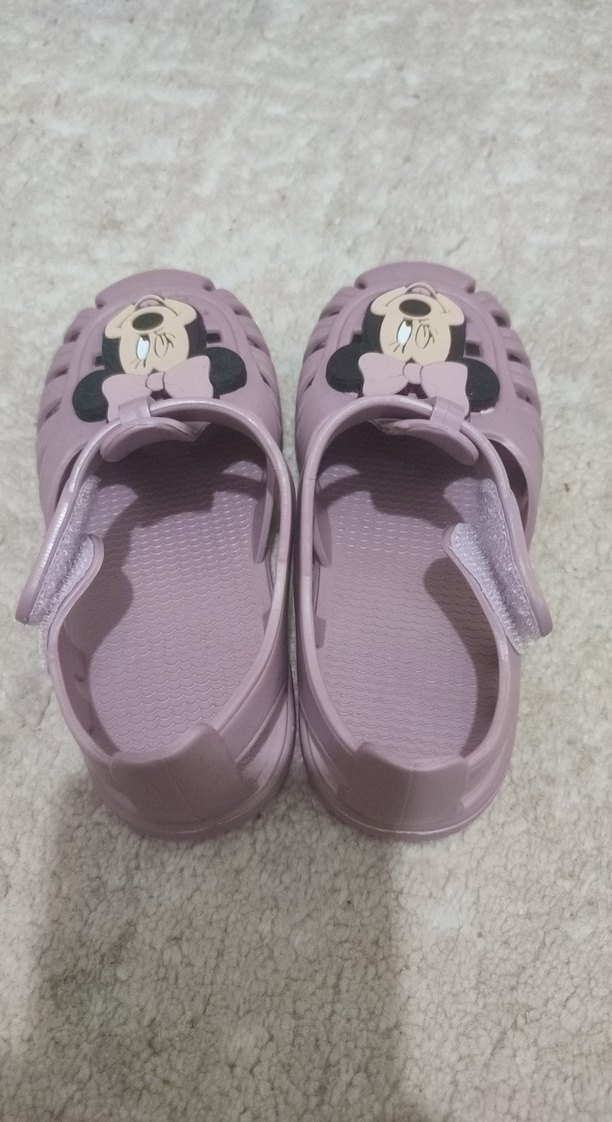 Kız Çocuk Pembe Minnie Mouse Tokalı Sandalet - Görsel 3