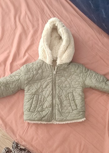 Kız Çocuk Beyaz Kapüşonlu Peluş kaban - Görsel 5