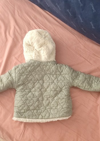 Kız Çocuk Beyaz Kapüşonlu Peluş kaban - Görsel 6