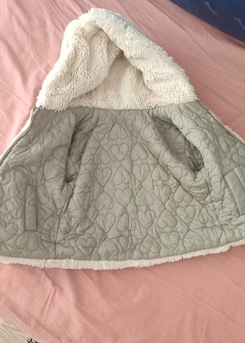 Kız Çocuk Beyaz Kapüşonlu Peluş kaban - Görsel 4