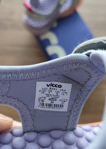 vicco marka 25 numara kız bebek ışıklı sandalet - Görsel 6