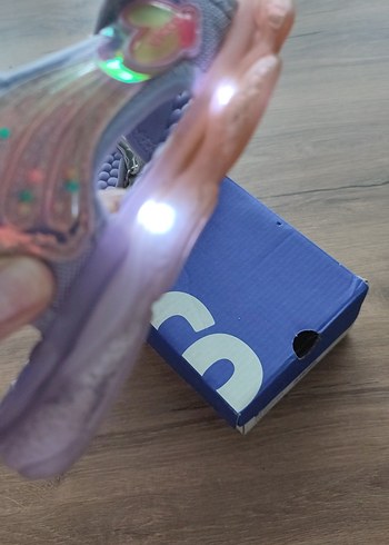 vicco marka 25 numara kız bebek ışıklı sandalet - Görsel 7