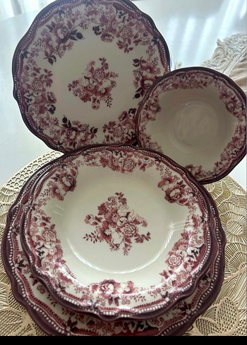 Bordo 24 Parça Yemek Takımı ve Kase Seti - Görsel 4