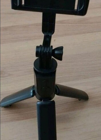 Bluetooth selfi çubuğu tripot