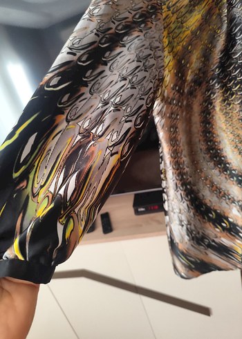 Yılan Desenli Bohem saten geniş buluz - Görsel 3