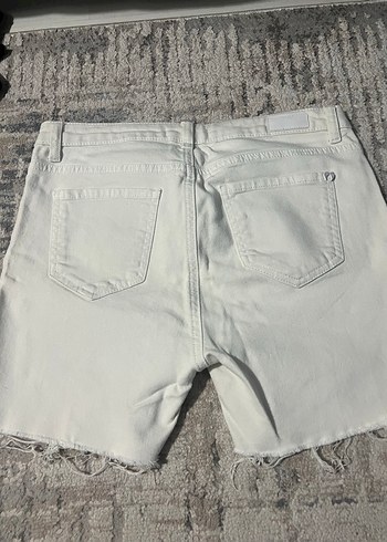 Beyaz Kadın Denim Şort - Görsel 6