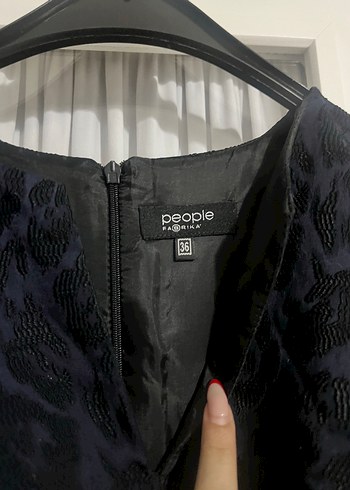 Kolsuz Lacivert Midi leopar Desenli Elbise - Görsel 3