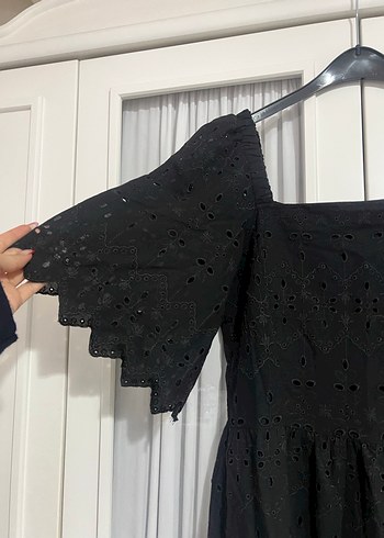 Dantel Detaylı Siyah Mini Elbise - Görsel 2