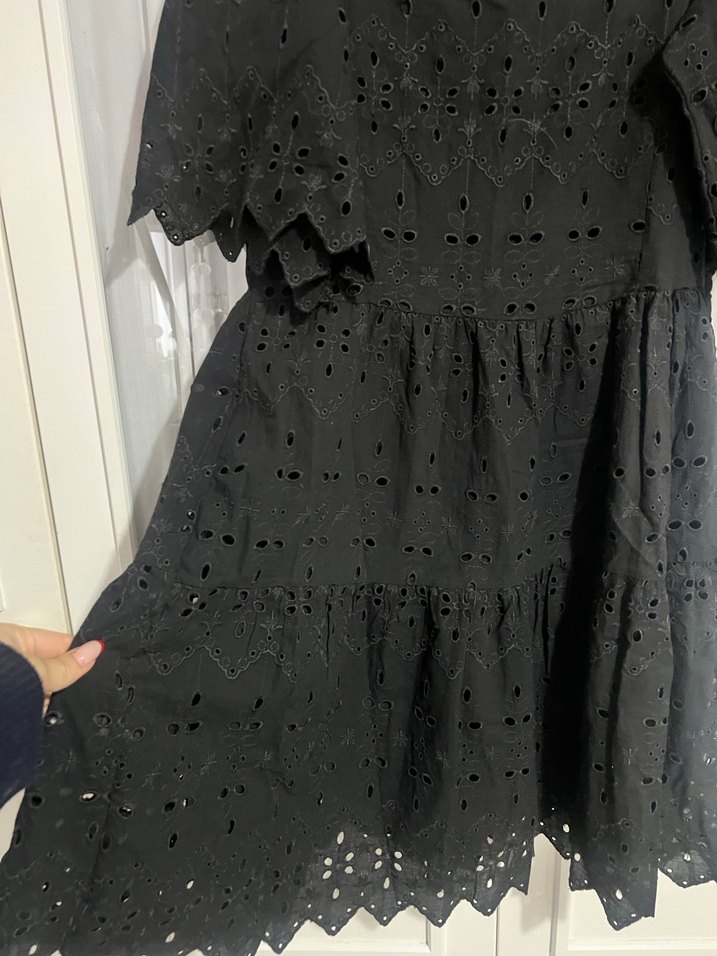 Dantel Detaylı Siyah Mini Elbise - Görsel 4