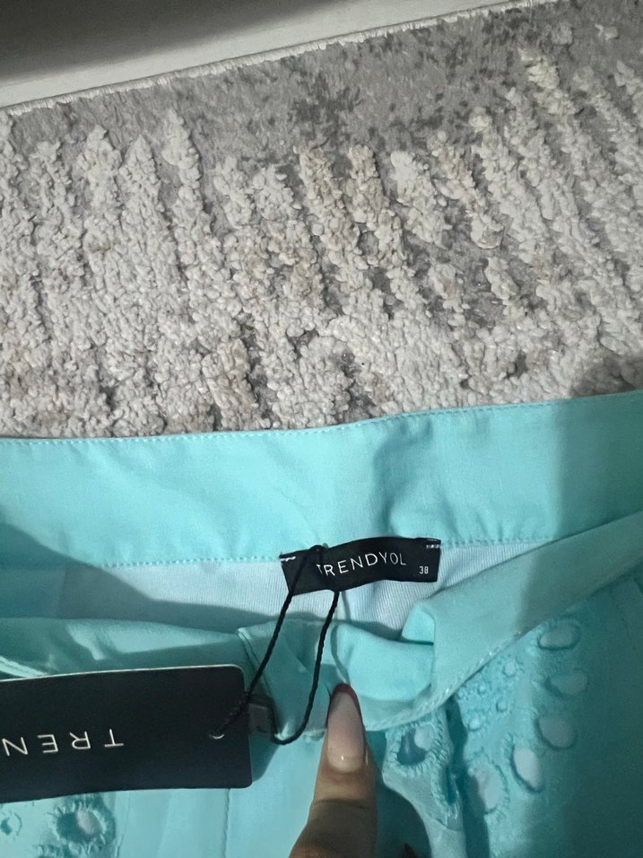 Turkuaz Nakışlı Bohem Mini Şort - Görsel 3