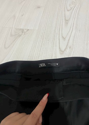 Siyah Uzun saten etek - Görsel 3