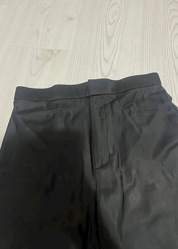 Siyah Uzun saten etek - Görsel 2