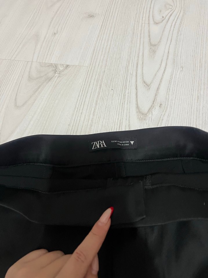 Siyah Uzun saten etek - Görsel 3