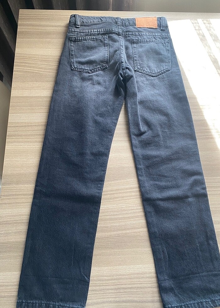 Zara erkek çocuk kot pantolon - Görsel 3