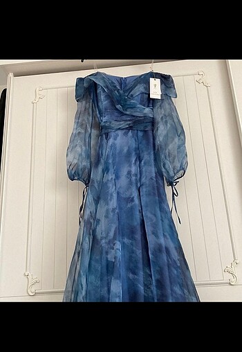 Ilmio İndigo mavi uzun abiye elbise