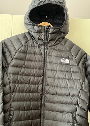 The North Face sıfır ürün üzeri etiketli