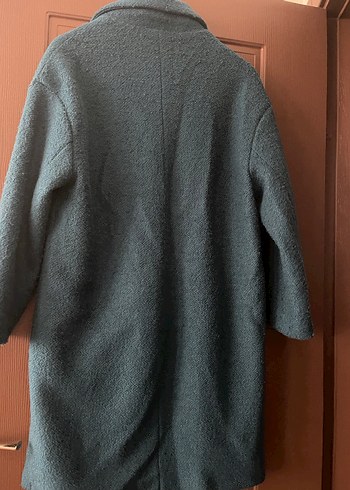 Uzun, yumuşak dokulu koyu yeşil kaban - Görsel 2