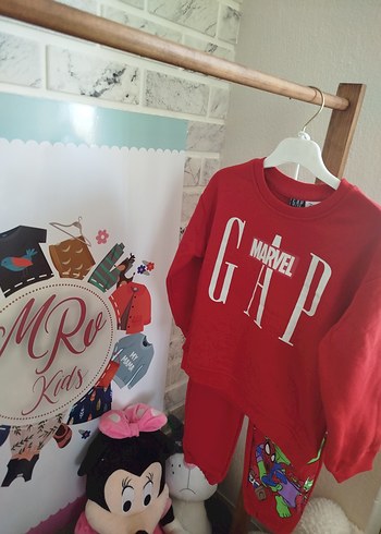 Marvel Baskılı Gap 4/5 yaş takım - Görsel 7