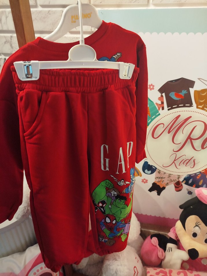 Marvel Baskılı Gap 4/5 yaş takım - Görsel 2