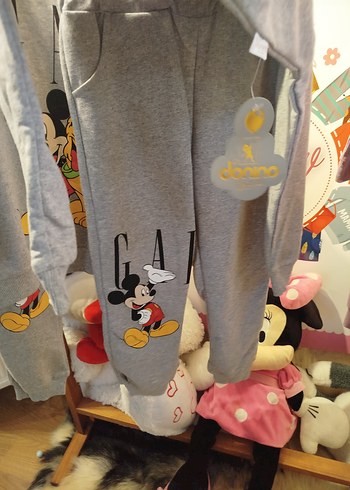 Gri Mickey ve Pluto Baskılı Erkek Eşofman Takımı 4-5 yaş - Görsel 2