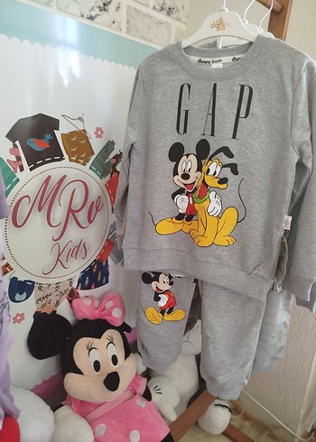 Gri Mickey ve Pluto Baskılı Erkek Eşofman Takımı 4-5 yaş - Görsel 3