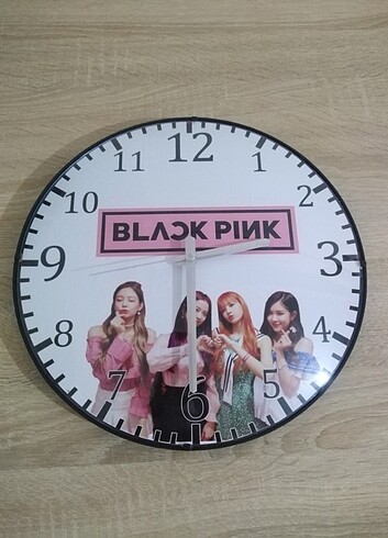 Blackpink duvar saati