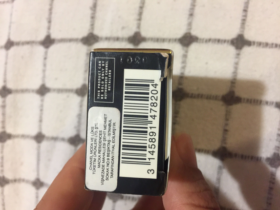 Chanel perfection lumiere velten fondöten (20 beige)
