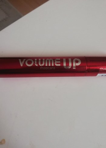 FLORMAR  Kırmızı Maskara - Görsel 3