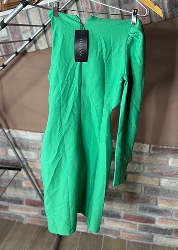 Yeşil Tek Kollu Drapeli Mini Elbise - Görsel 3