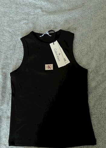 s Beden Calvin Klein Siyah Kolsuz Crop Top