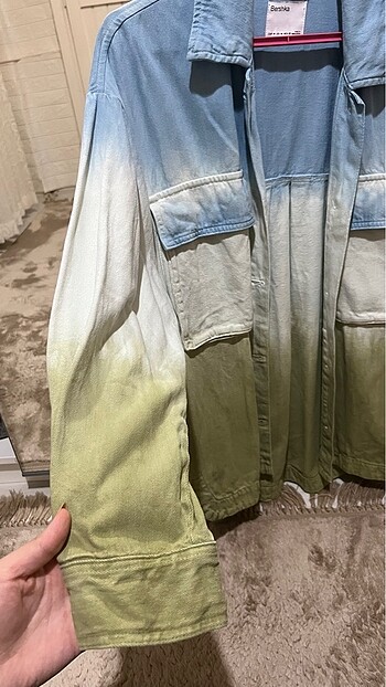 m Beden çeşitli Renk BERSHKA DEGRADE CEKET