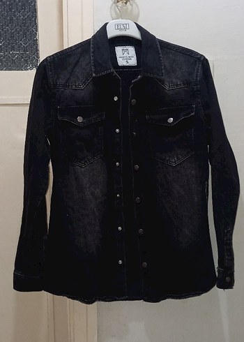 Diğer Siyah Denim Gomlek Sehir Stiline Siklik