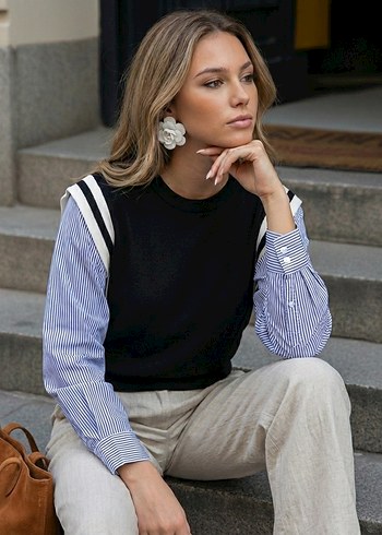 Çizgili Kollu Siyah Crew Neck Sweatshirt - Görsel 2