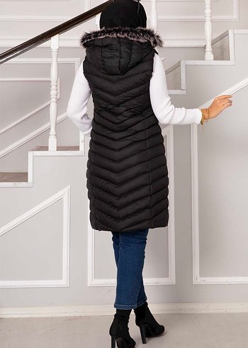 Kürklü Kapüşonlu Siyah Uzun Şişme Yelek - Görsel 5