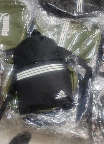 Adidas çanta