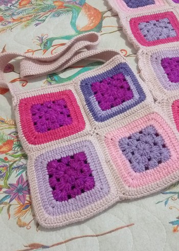 Renkli Örgü bebek battaniyesi ve kol çantası - Görsel 2