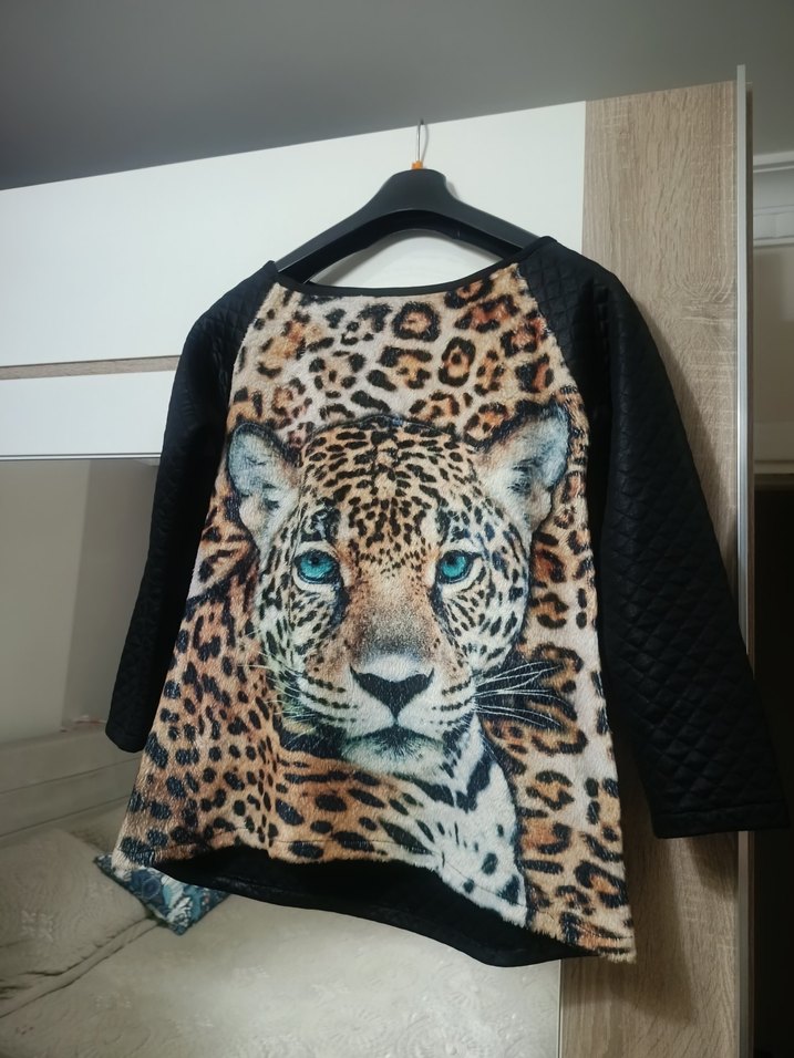 Leopar Desenli Kadın Bluz, Uzun Kollu, Tüylü - Görsel 3
